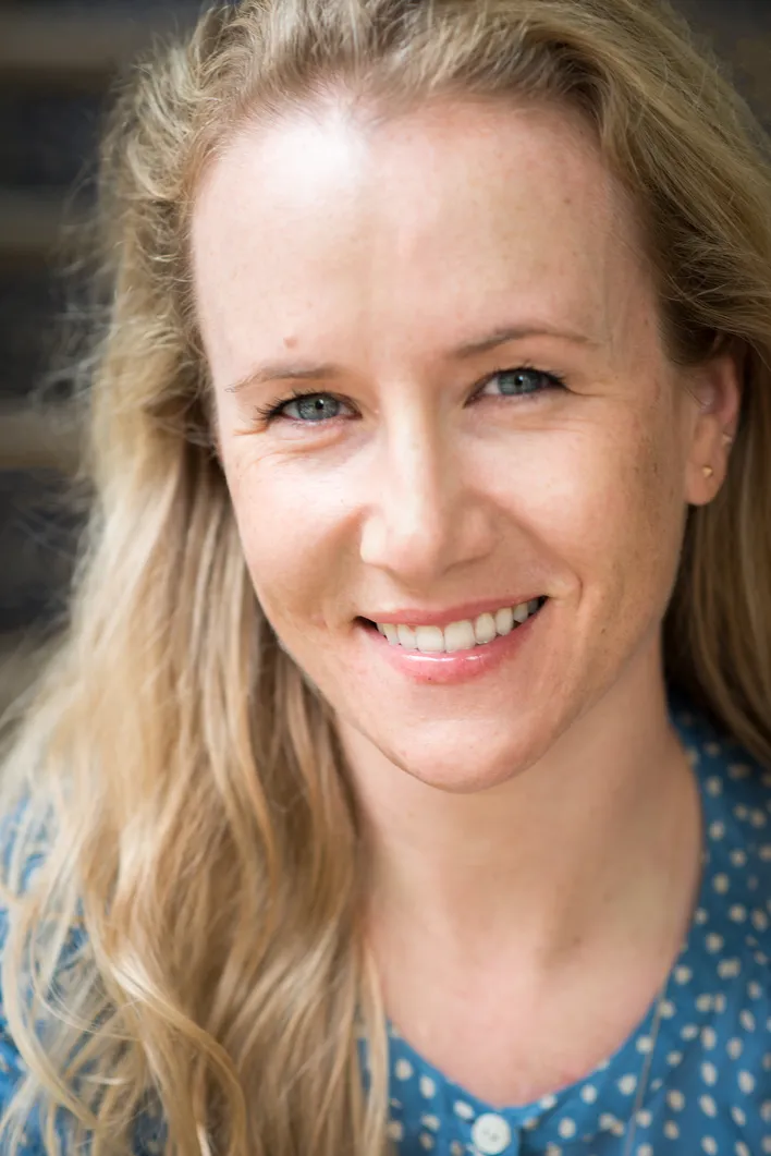 20160409_D800_laurenrille_headshots7938_8x12 - Lauren Rille.jpg