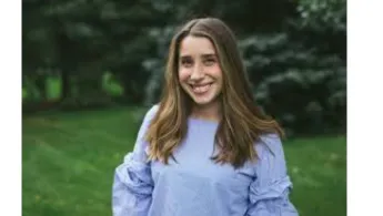 Anna Aronson Resize.png