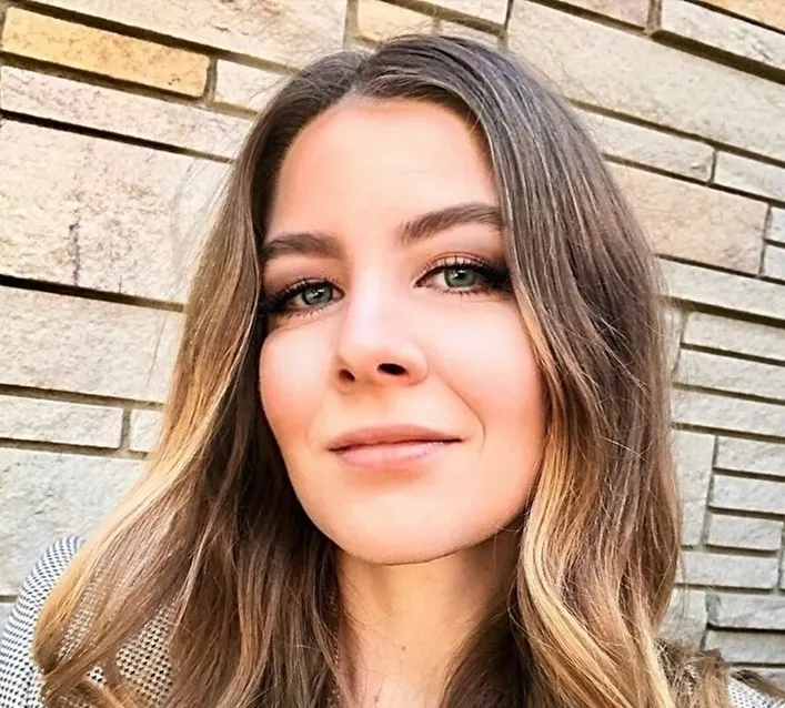 Author Intensive 2026 pic hillary-fazzari-1.jpg