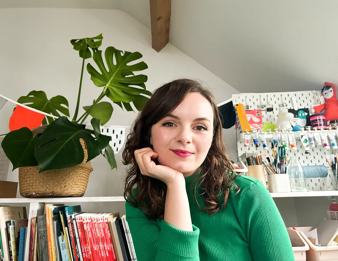 Bethan Woollvin Photo.jpg