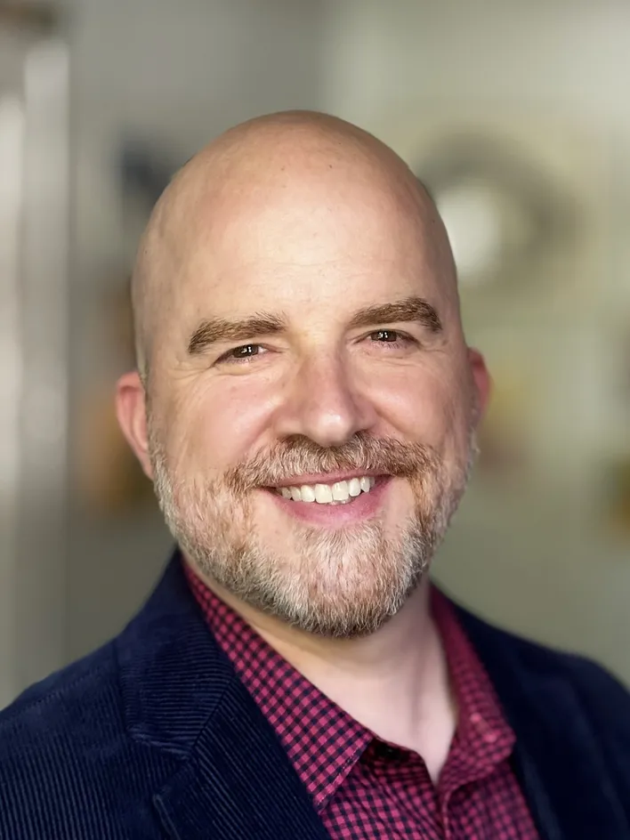 Brian_LaRossa_Headshot_2_Current.jpg