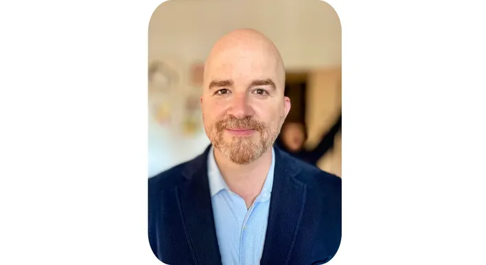 Headshot_BrianLR.png