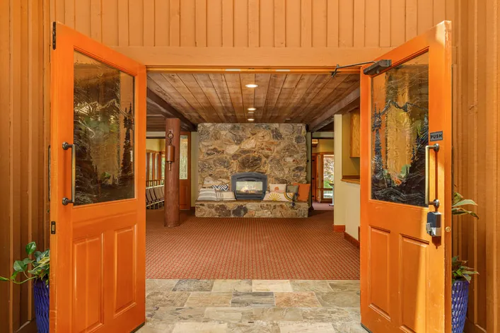 LodgeDoorway.jpg