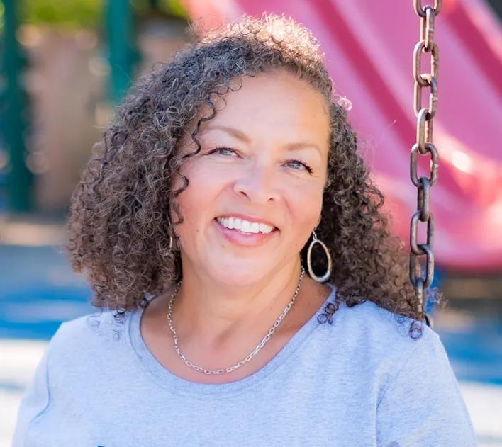 NikkiShannonSmith_Headshot2_Toni Green-Davenport_Upward Vizion.jpg