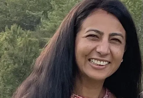 Ritu headshot_horizontal.jpeg