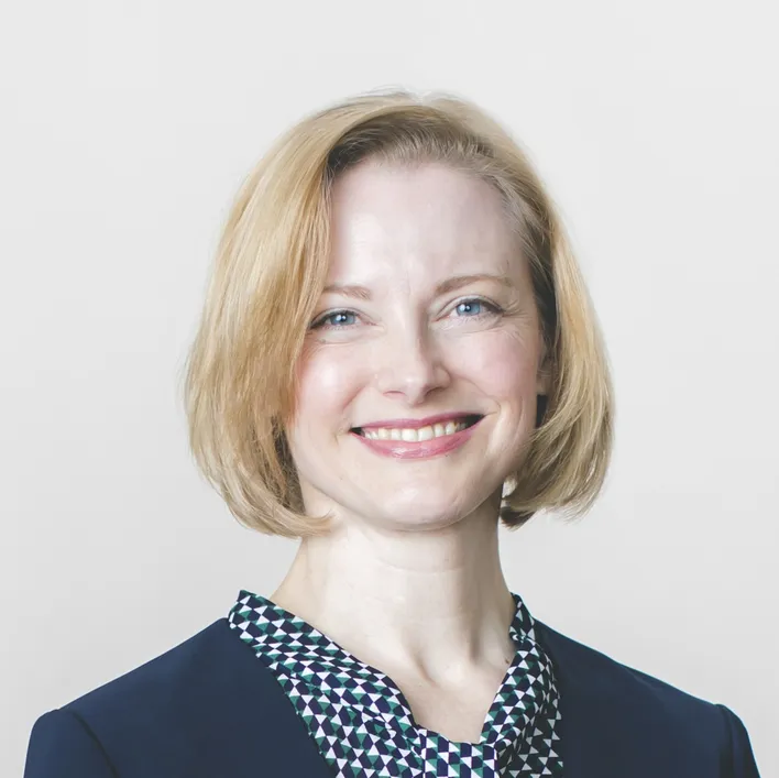 Susan Jones profile pic cropped.jpg