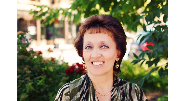 for Town Crier (1485 x 810 px) - Margaret Lea.png