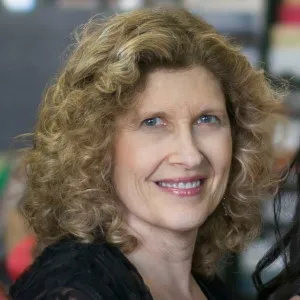 nanette_mcguinness_profile.jpg
